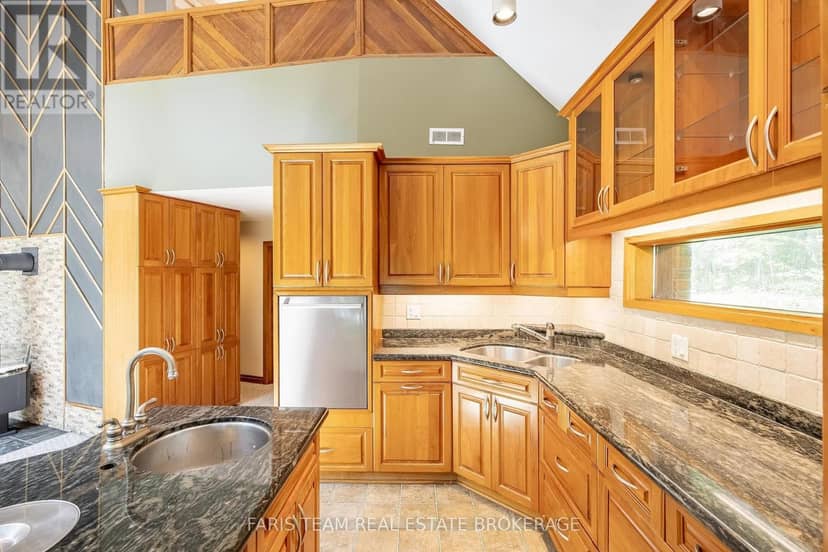 15 Scottdale Drive, Oro-Medonte, photo 8