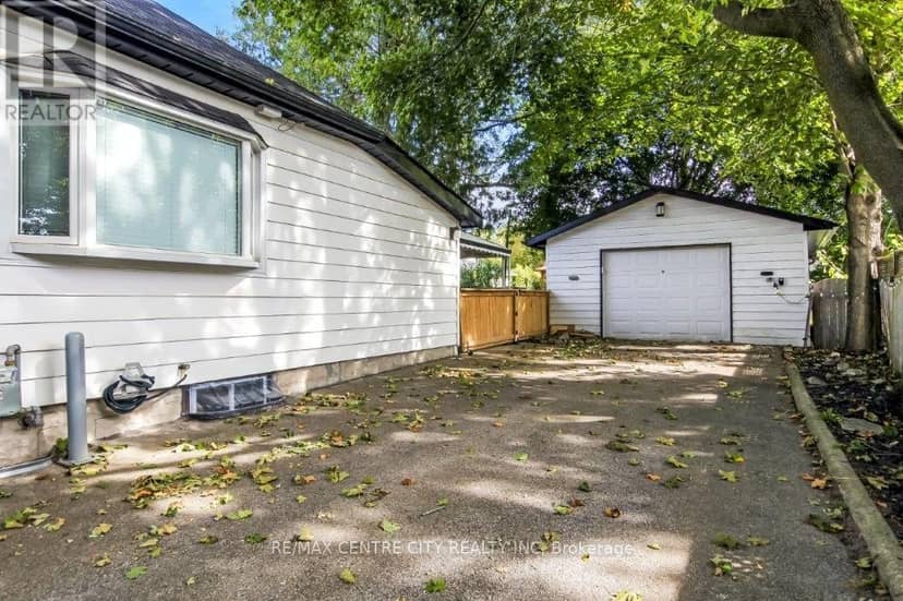 78 Stuart Street — photo 14 of 17