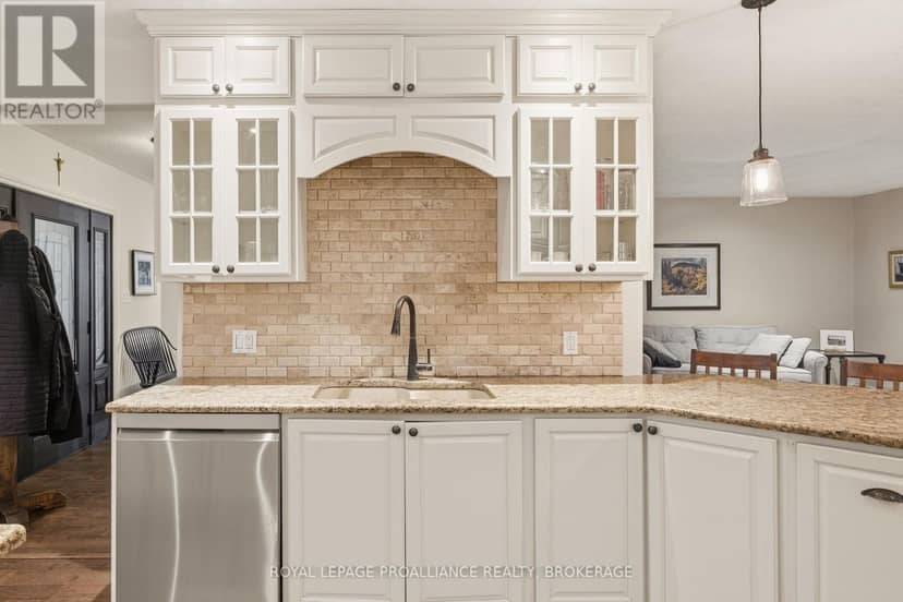 5403 Holmes Road — photo 13 of 38