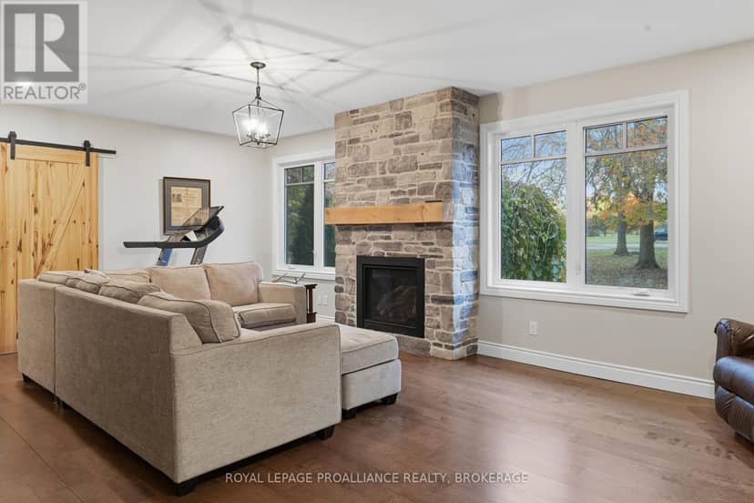 5403 Holmes Road — photo 30 of 38