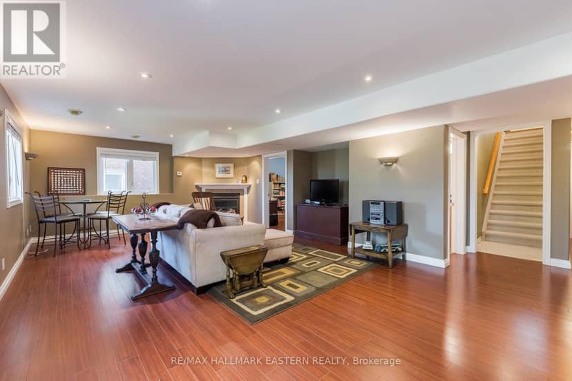 1259 Melody Crescent — photo 34 of 40
