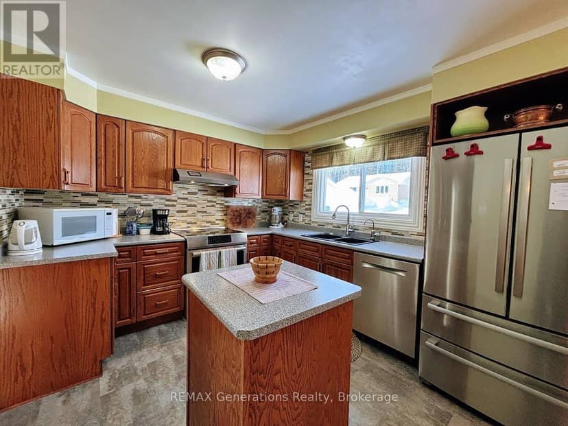 48 Redwing Avenue — photo 5 of 38