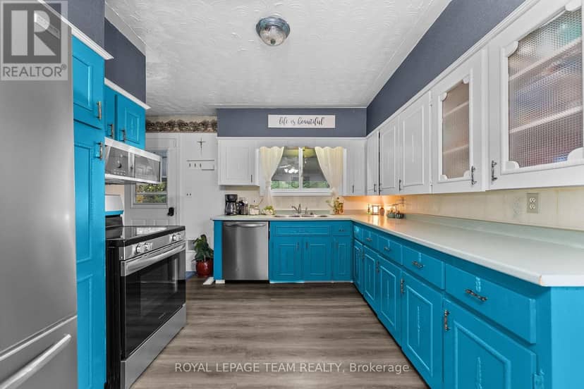 2380 Johnston Road — photo 13 of 40