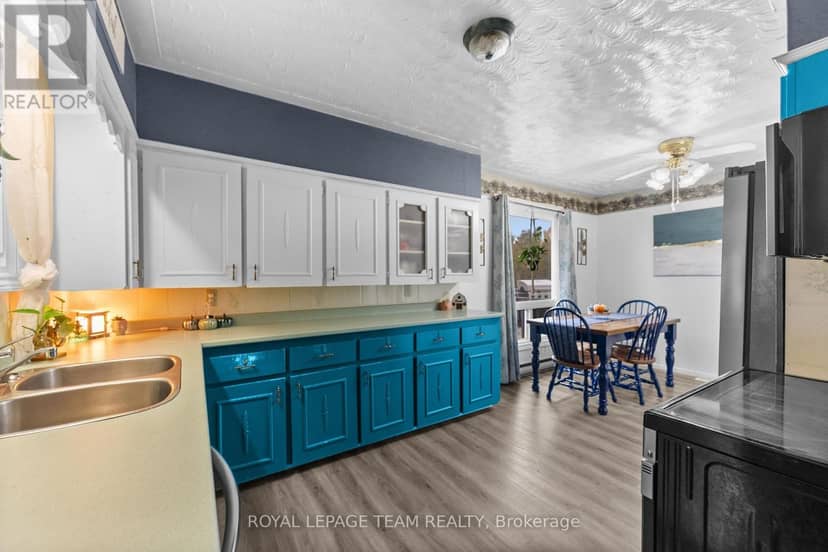 2380 Johnston Road — photo 14 of 40
