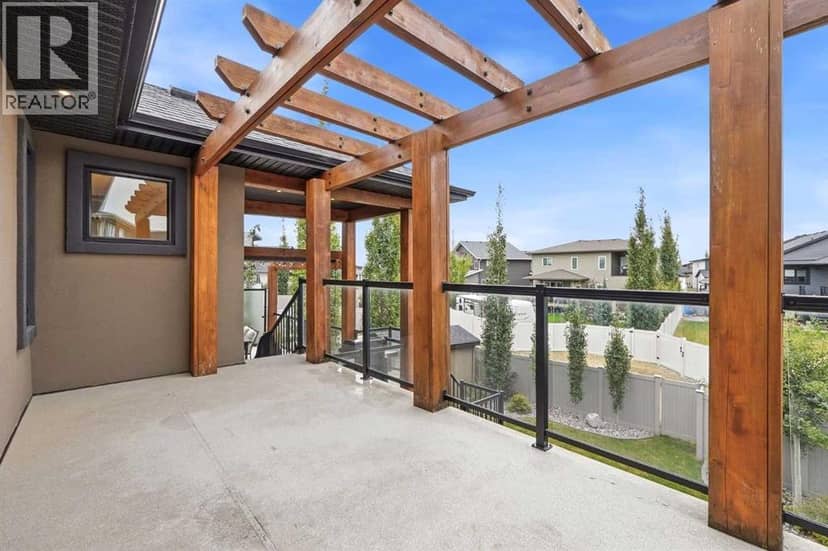 73 Lundberg Crescent — photo 40 of 40