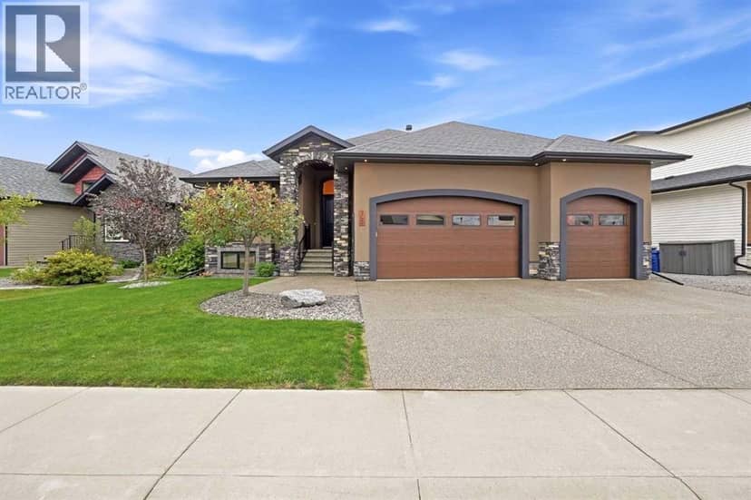 73 Lundberg Crescent — photo 37 of 40