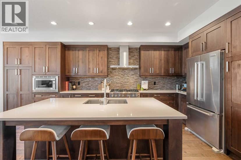 2028 37 Avenue SW, Calgary, photo 5