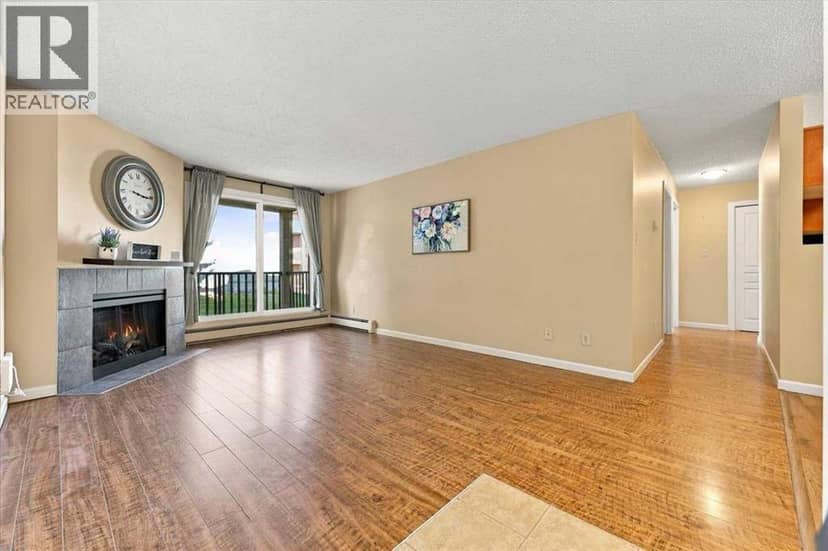 424, 6400 Coach Hill Road SW, Calgary, photo 3