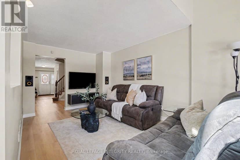 52 Blackdome Crescent — photo 12 of 35