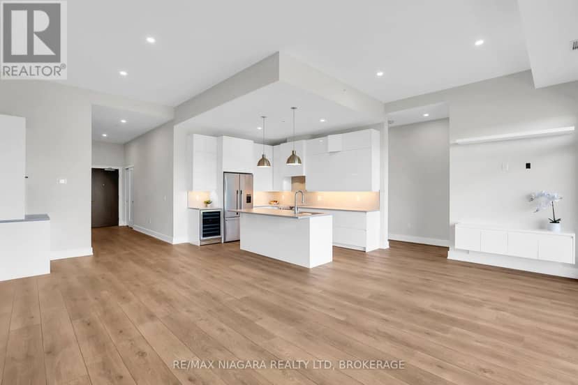 505 - 77 Yates Street — photo 13 of 40
