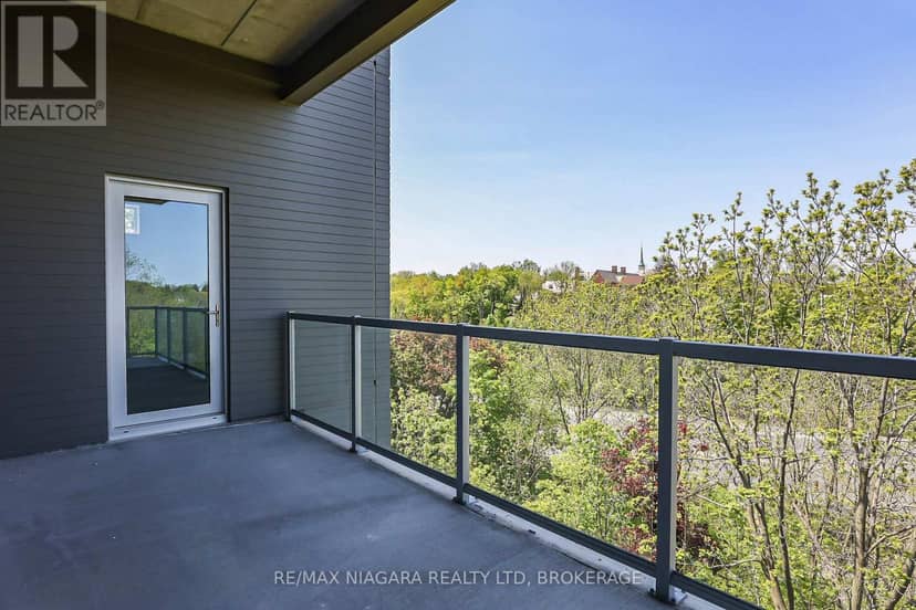505 - 77 Yates Street — photo 17 of 40