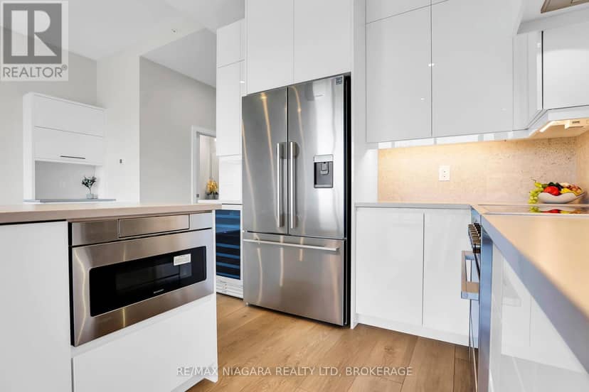 505 - 77 Yates Street — photo 21 of 40