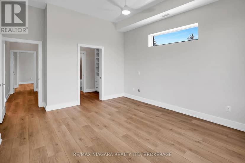 505 - 77 Yates Street — photo 24 of 40