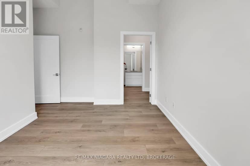 505 - 77 Yates Street — photo 28 of 40