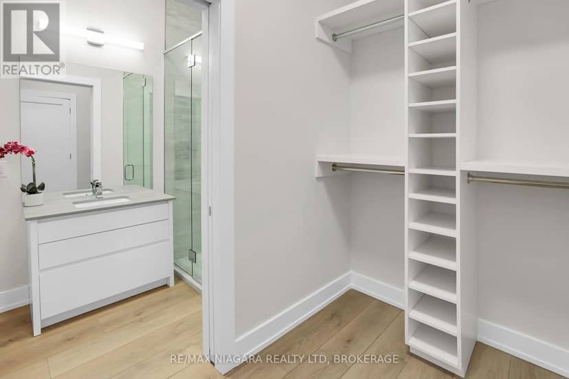 505 - 77 Yates Street — photo 29 of 40