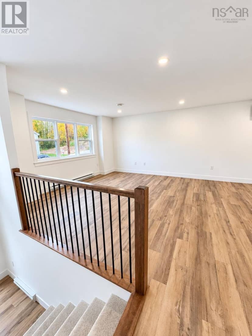 54 Kara Anne Court, New Minas, photo 3