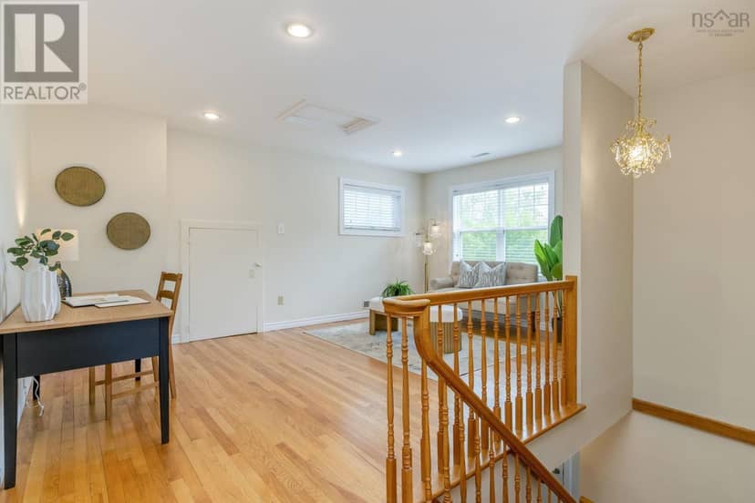 985 Beaufort Avenue — photo 22 of 40