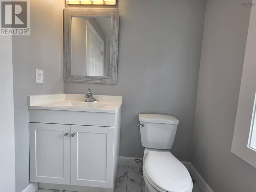 47 Blowers Street — photo 11 of 29
