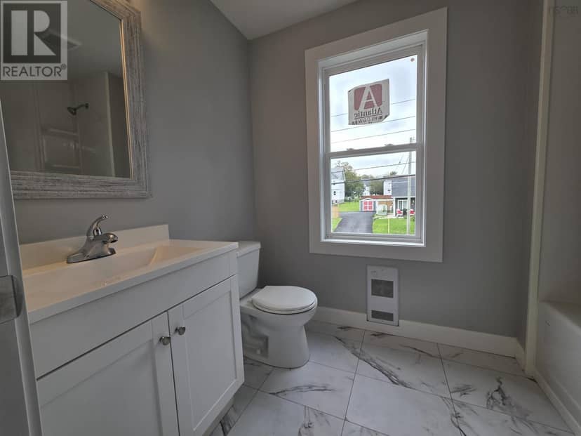 47 Blowers Street — photo 19 of 29