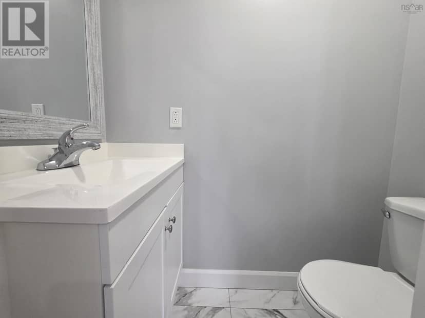 47 Blowers Street — photo 18 of 29
