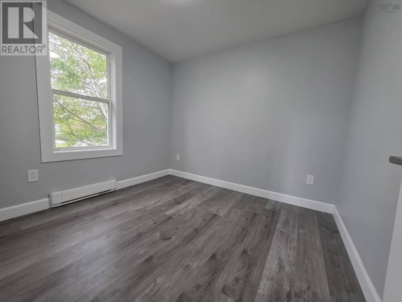 47 Blowers Street — photo 16 of 29