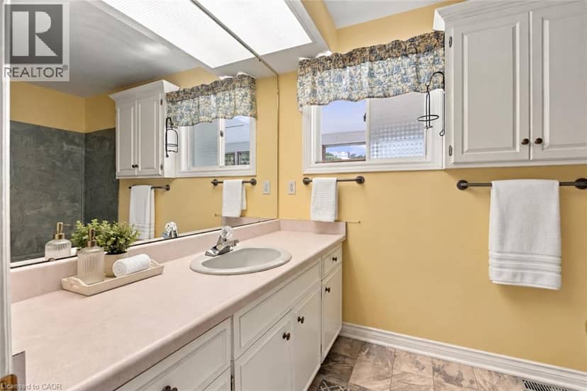 478 JOHNSON Street — photo 29 of 40