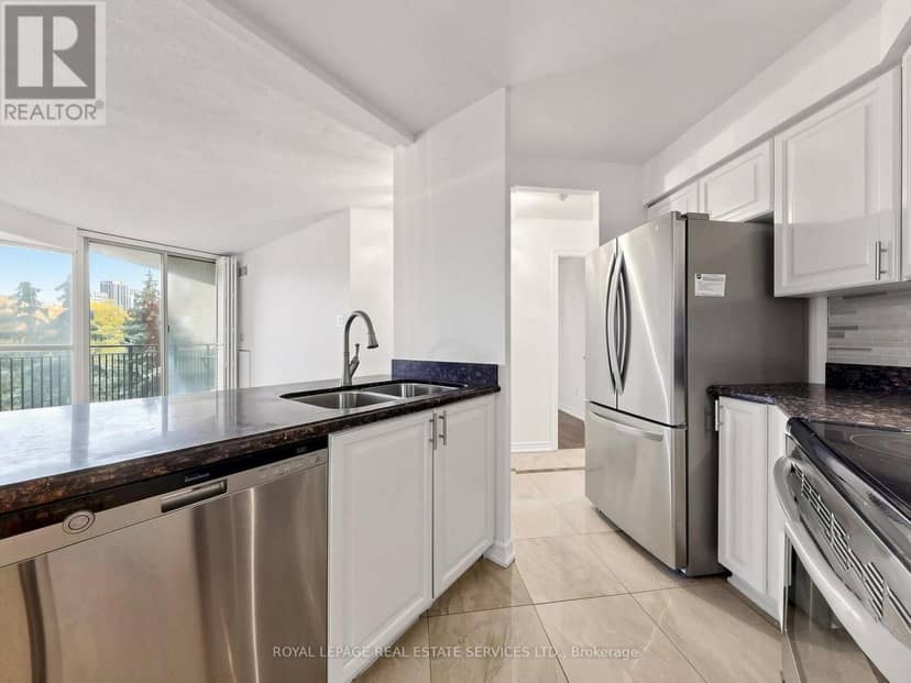 401 - 300 Balliol Street — photo 14 of 29