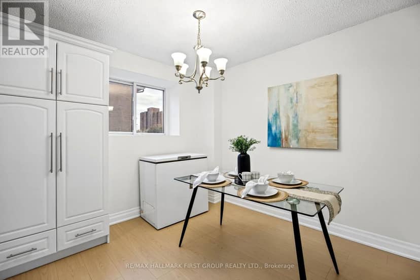 196 - 41 Collinsgrove Road — photo 15 of 29