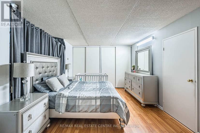 315 - 1525 Diefenbaker Court — photo 15 of 21