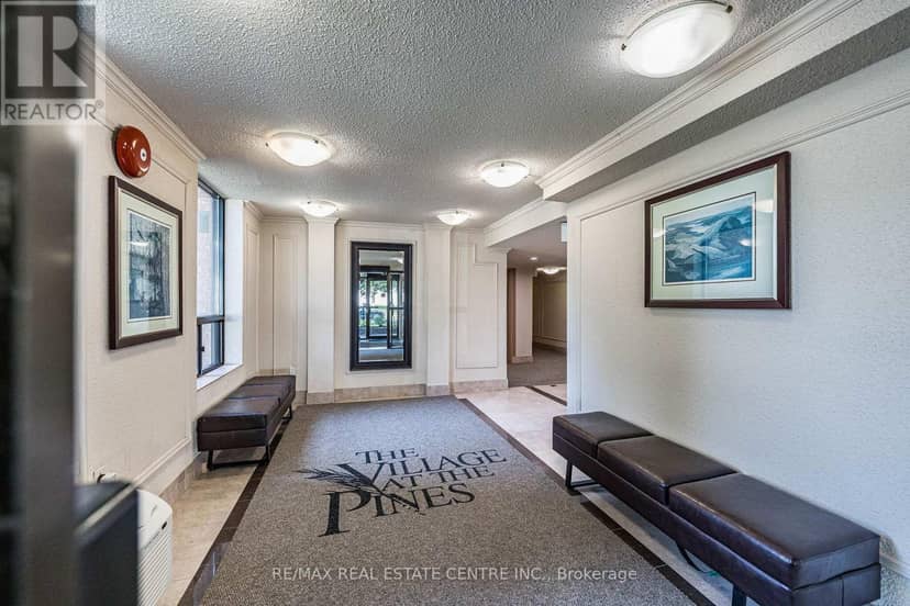 315 - 1525 Diefenbaker Court, Pickering, photo 3