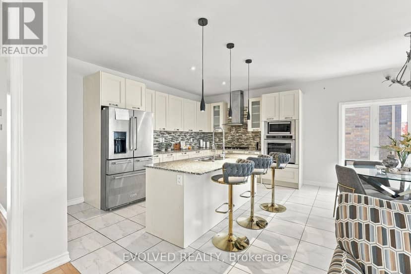 28 Vivian Creek Road — photo 11 of 40