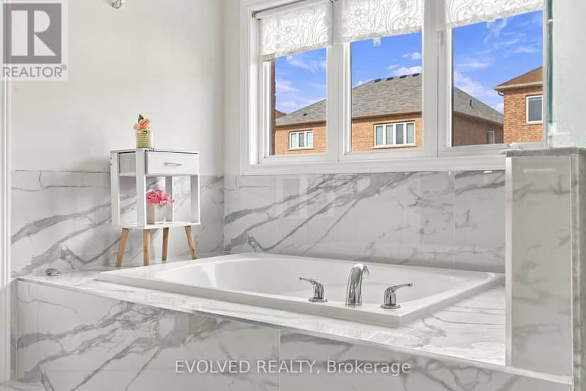 28 Vivian Creek Road — photo 18 of 40