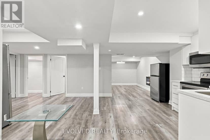28 Vivian Creek Road — photo 33 of 40