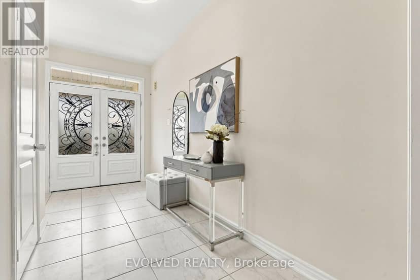 28 Vivian Creek Road, East Gwillimbury, photo 4