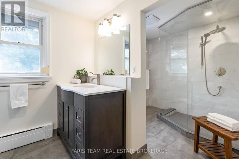 90 Bedford Park Avenue — photo 23 of 40