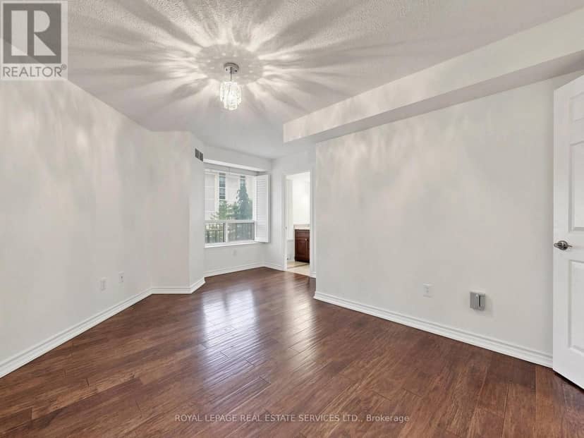 401 - 300 Balliol Street — photo 18 of 29