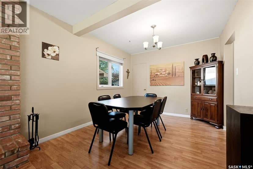 69 Darke CRESCENT — photo 13 of 36