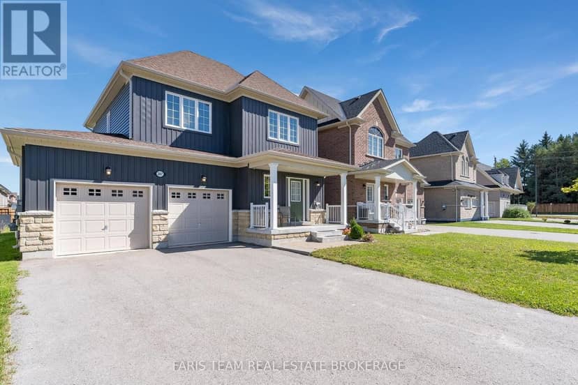 207 Springfield Crescent — photo 4 of 36