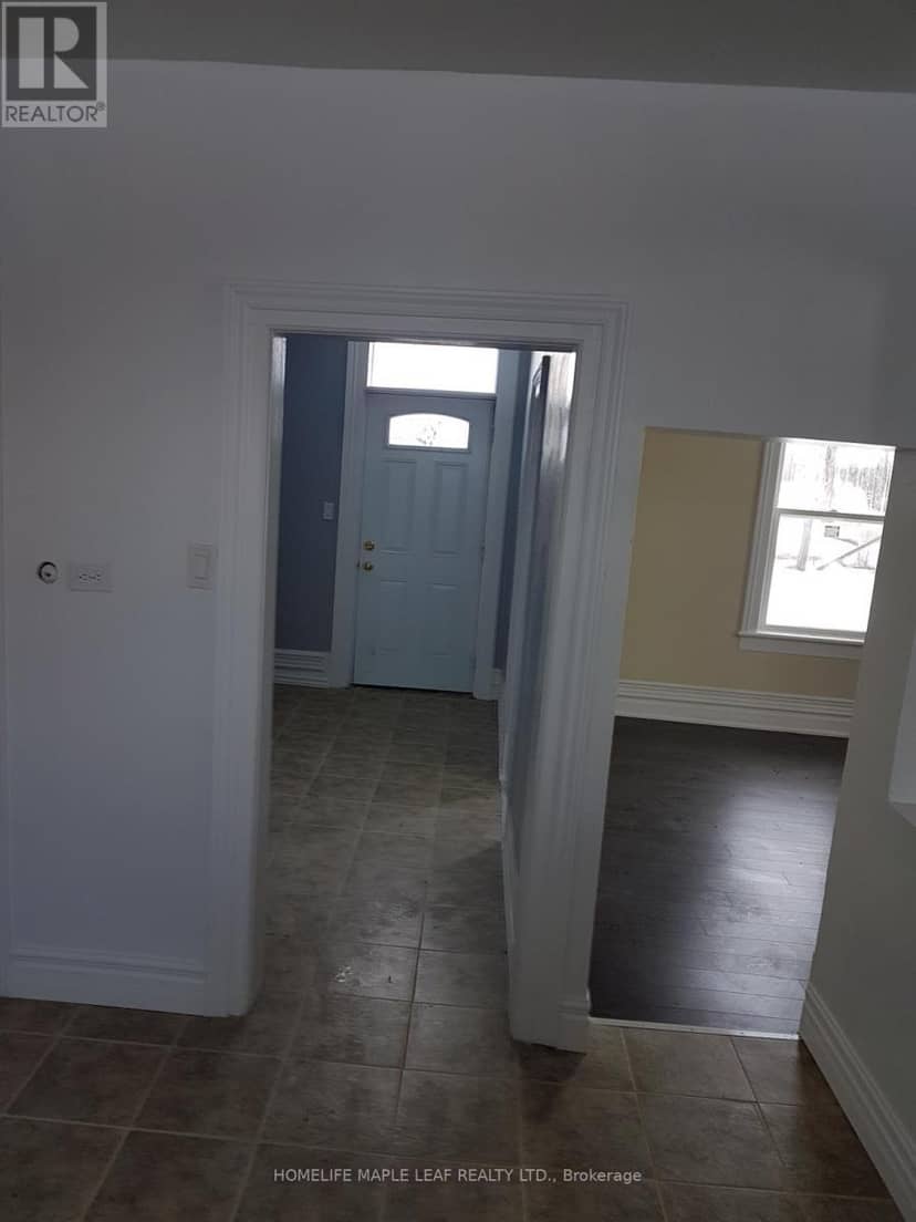 476407 3rd Line — photo 3 of 11