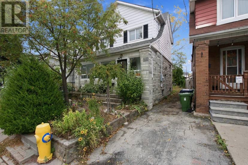 52 Craydon Avenue, Toronto, photo 2