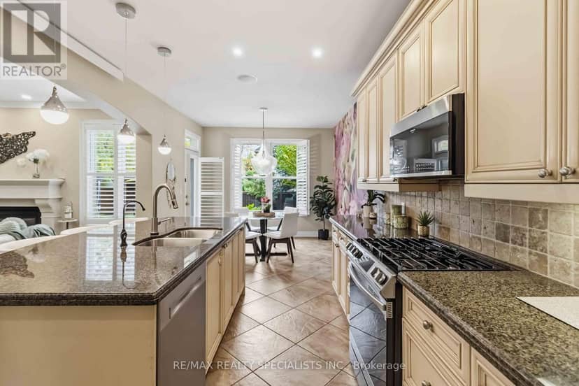 593 Renshaw Court — photo 11 of 40