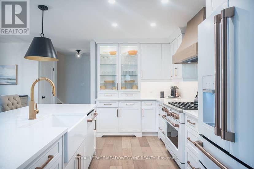 823 Laurier Avenue, Milton, photo 7
