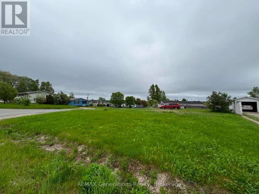 20 Partridge Avenue, Manitouwadge, photo 3