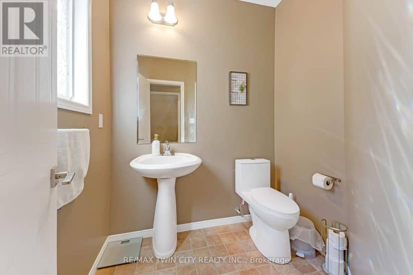 320 Brandenburg Place — photo 16 of 40
