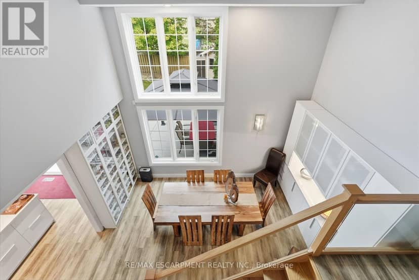 231 Parkside Drive — photo 16 of 40