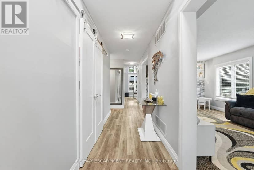 231 Parkside Drive, Hamilton, photo 4