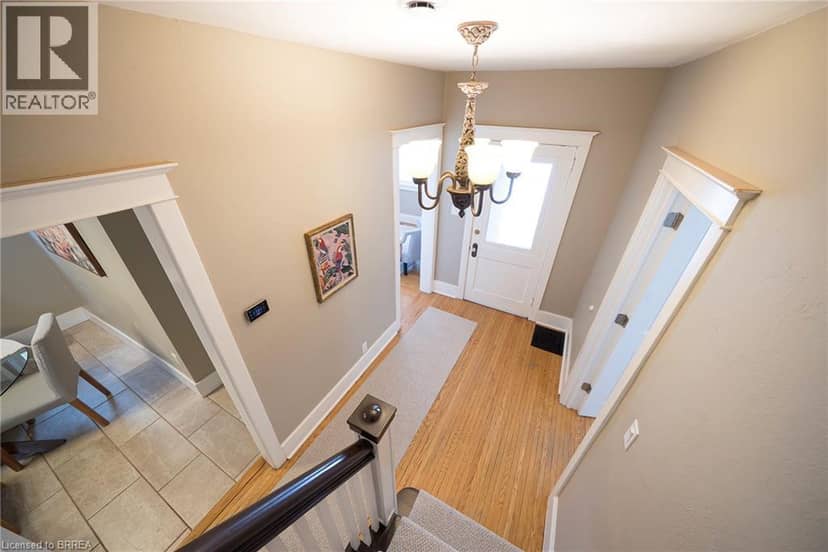 48 LINCOLN Avenue — photo 16 of 40