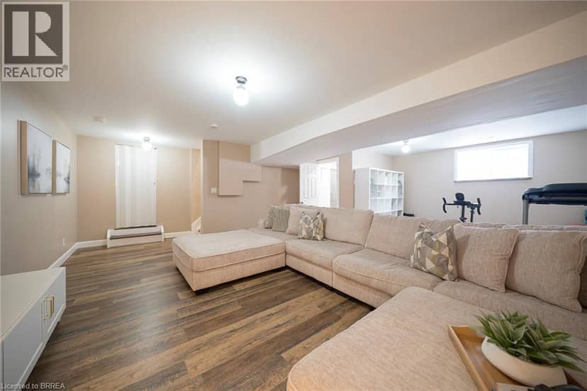 48 LINCOLN Avenue — photo 35 of 40