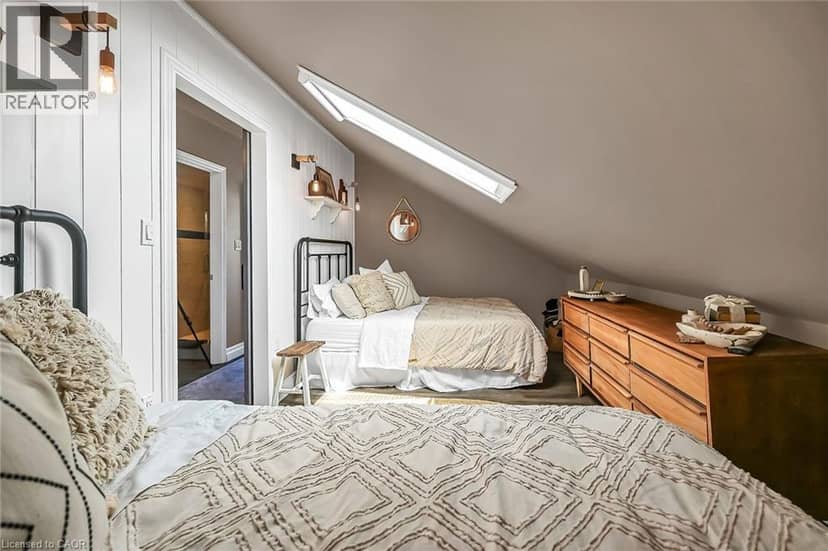 55 LAKESIDE Drive — photo 33 of 40