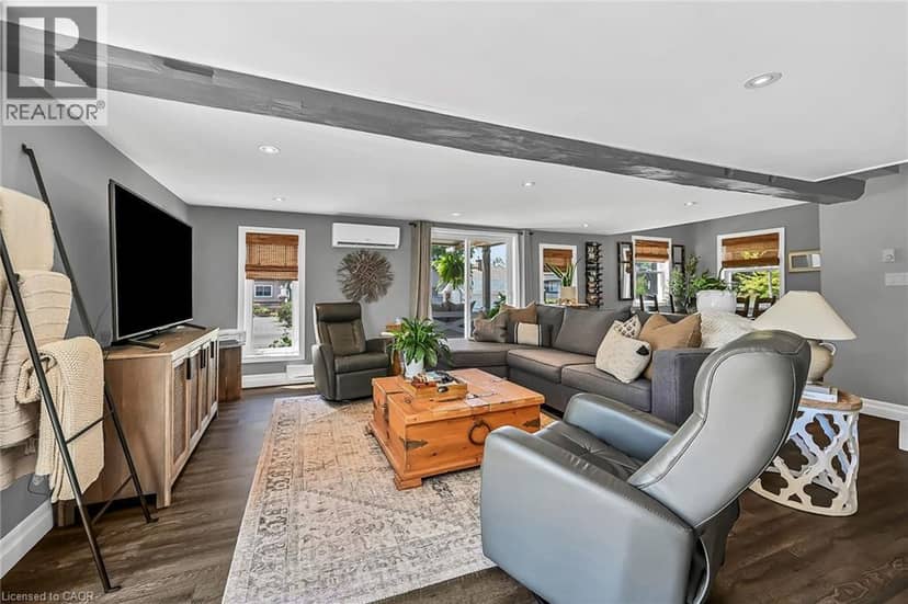 55 LAKESIDE Drive, Peacock Point, photo 7